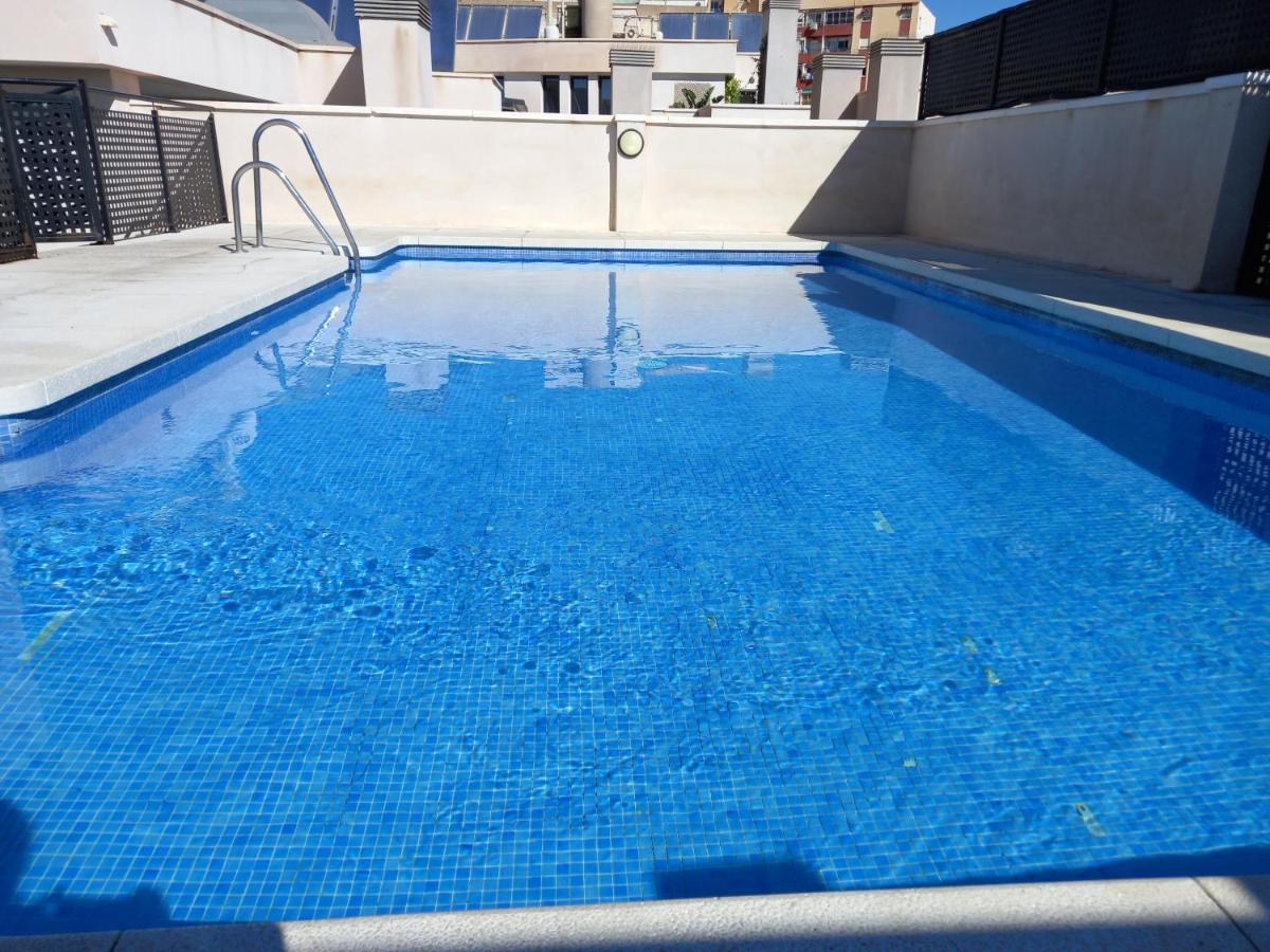 Apartamento Eursu centro con piscina Málaga Exterior foto